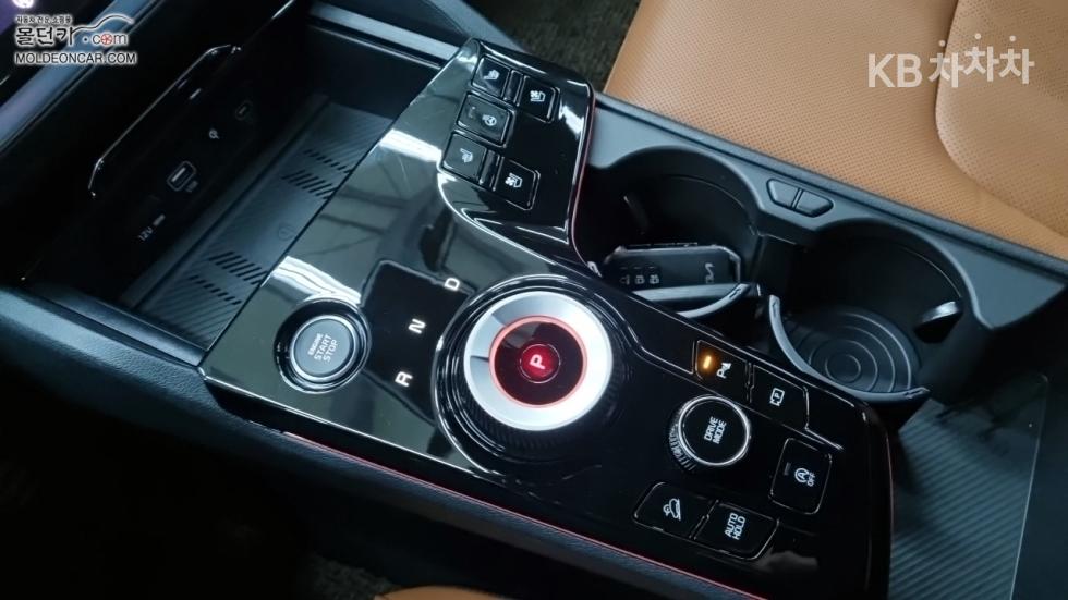 2024 - kia sportage