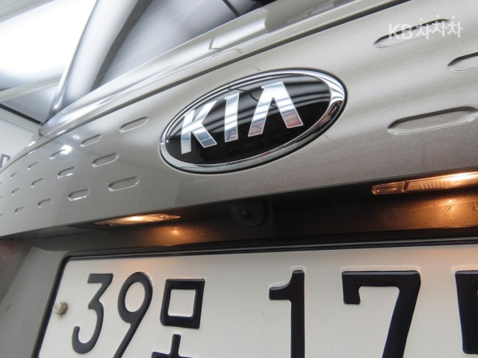 2019 - kia ray