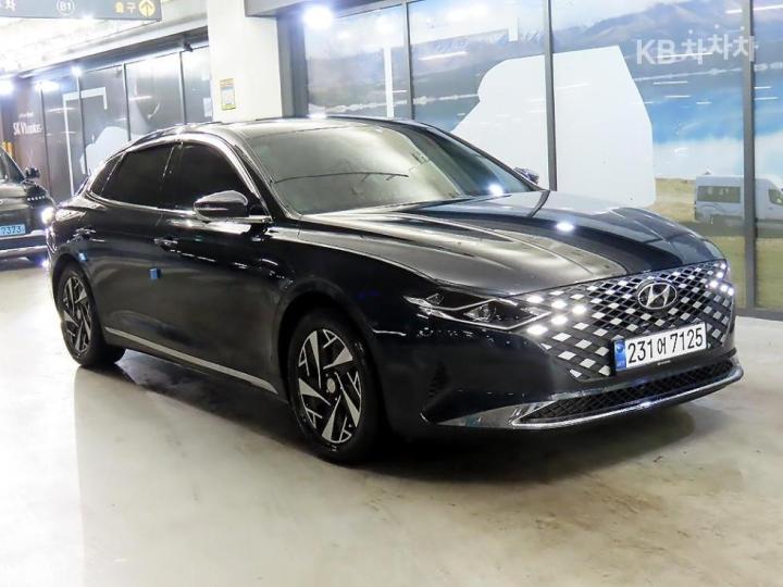 Hyundai Grandeur Hybrid 2.4 Exclusive