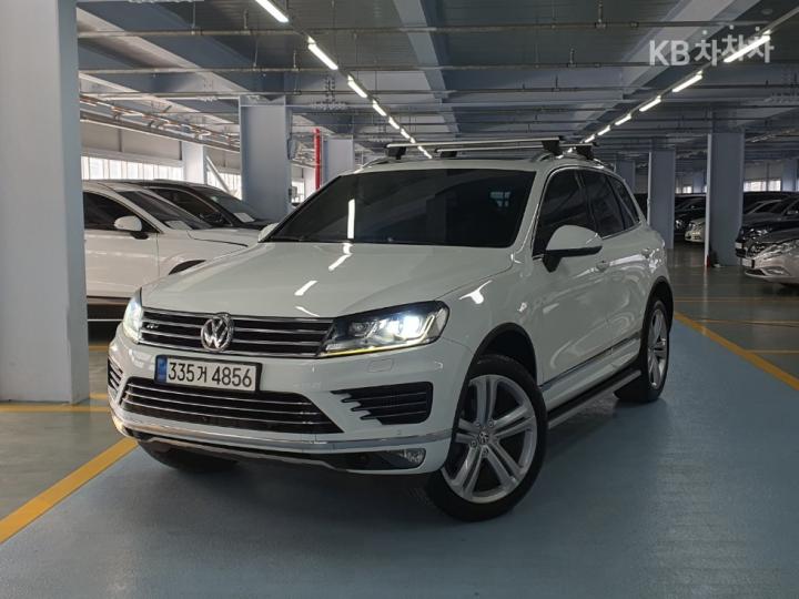 Volkswagen Touareg New 3.0 TDI V6 BlueMotion R-Line 2