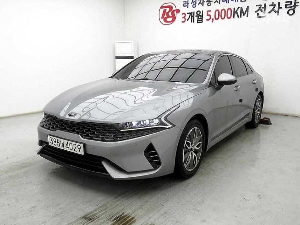 2021 - kia k5
