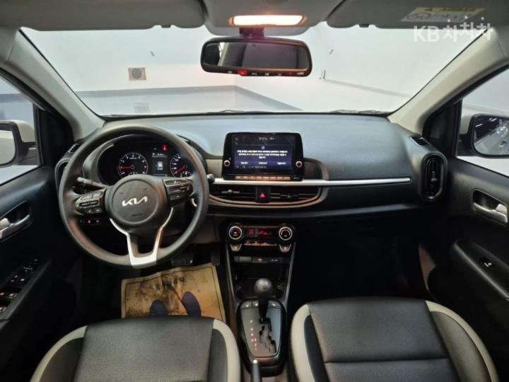 Kia Morning Urban JA 1.0 Gasoline Prestige 8