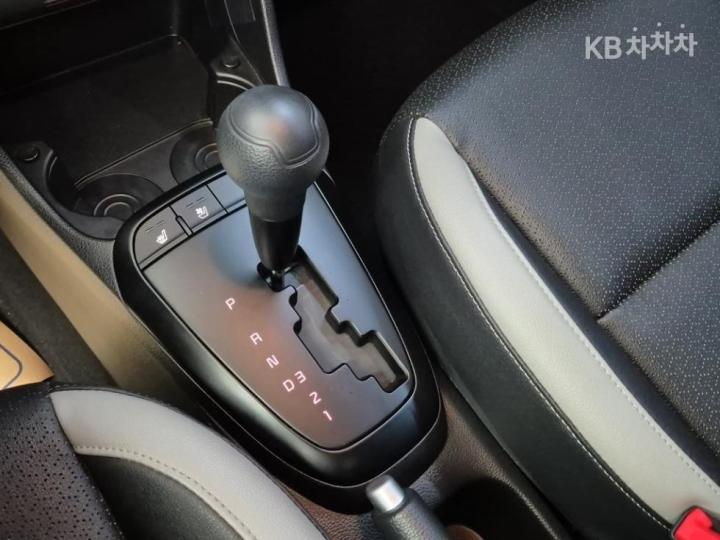 Kia Morning Urban JA 1.0 Gasoline Prestige 9