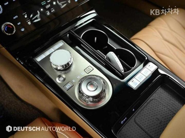 Genesis G80 RG3 2.5 T-GDi AWD 10