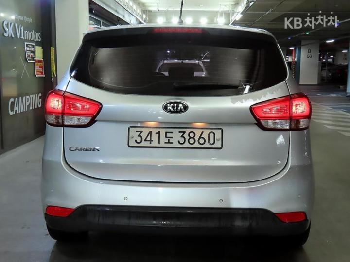 Kia Carens 2.0 LPi Prestige 6