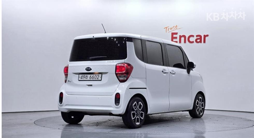 2018 - kia ray