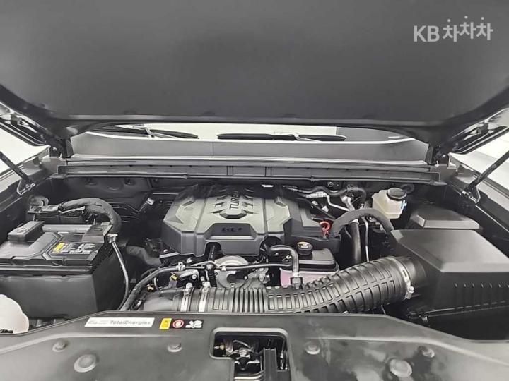 Kia Tasman G2.5 T-GDI 4WD Extreme 6