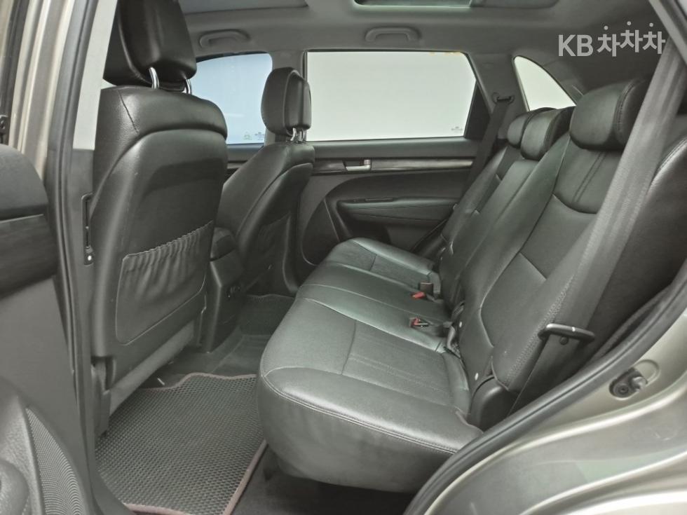2011 - kia sorento