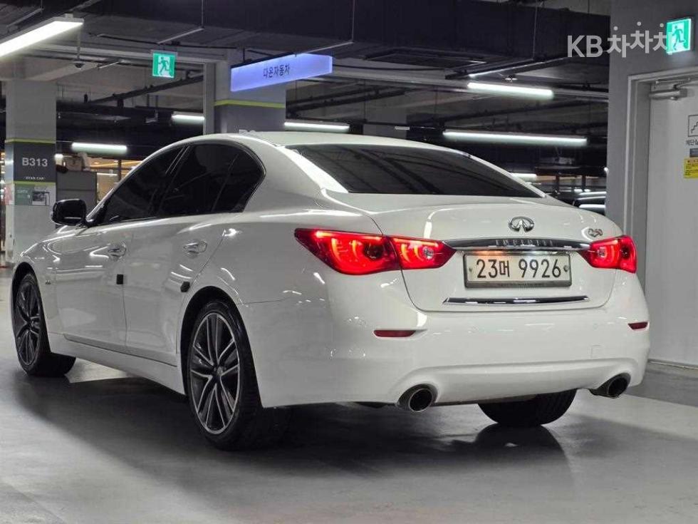 2014 - infiniti q50