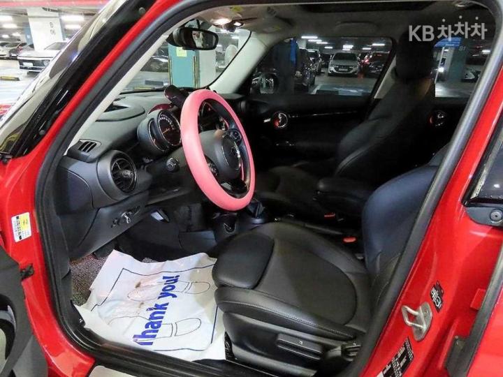 Mini Cooper 5 Duo 1.5 High Trim 7