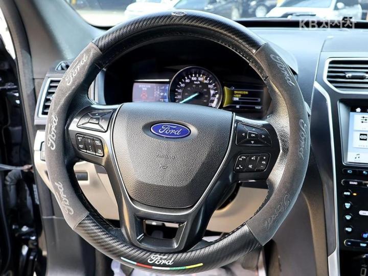 Ford Explorer New 2.3 EcoBoost 4WD Limited 9