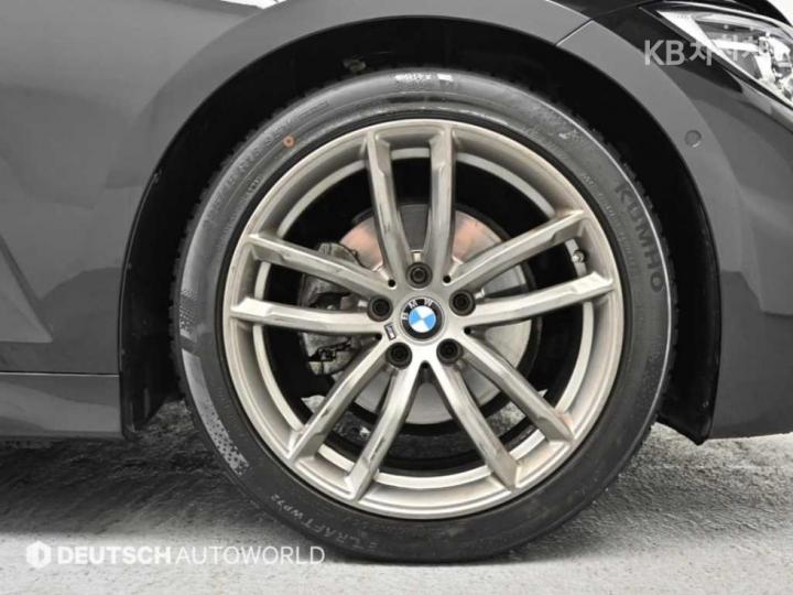 BMW 3 Series G20 320d Touring M Sport Package 6