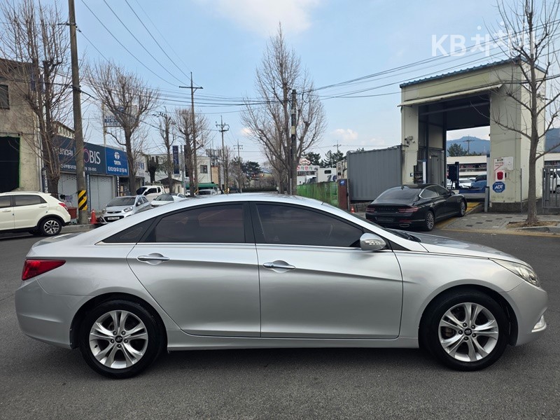 Hyundai Sonata — miniaturë 4