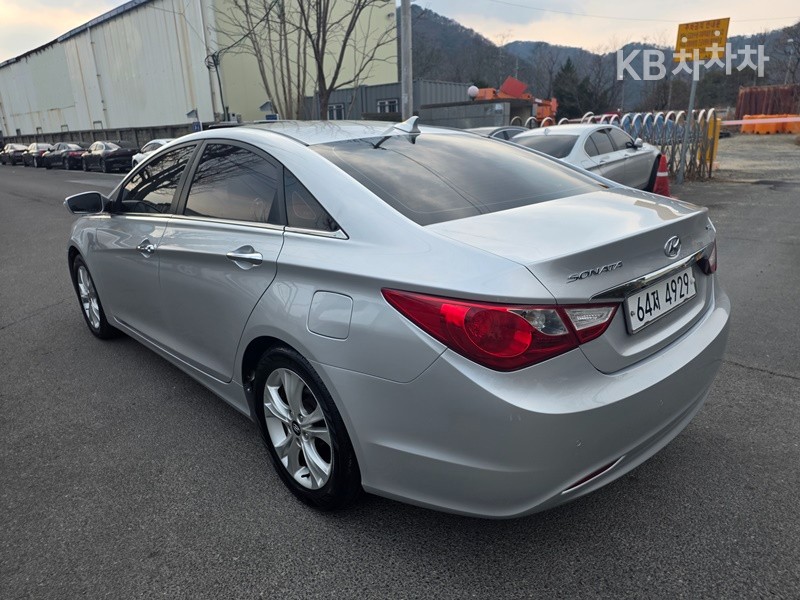 Hyundai Sonata — miniaturë 6