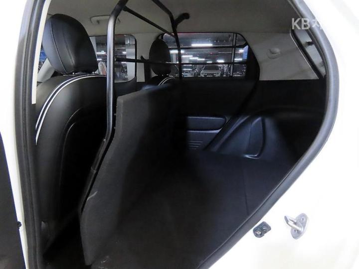 Hyundai Casper Van 1.0 Gasoline Smart 8