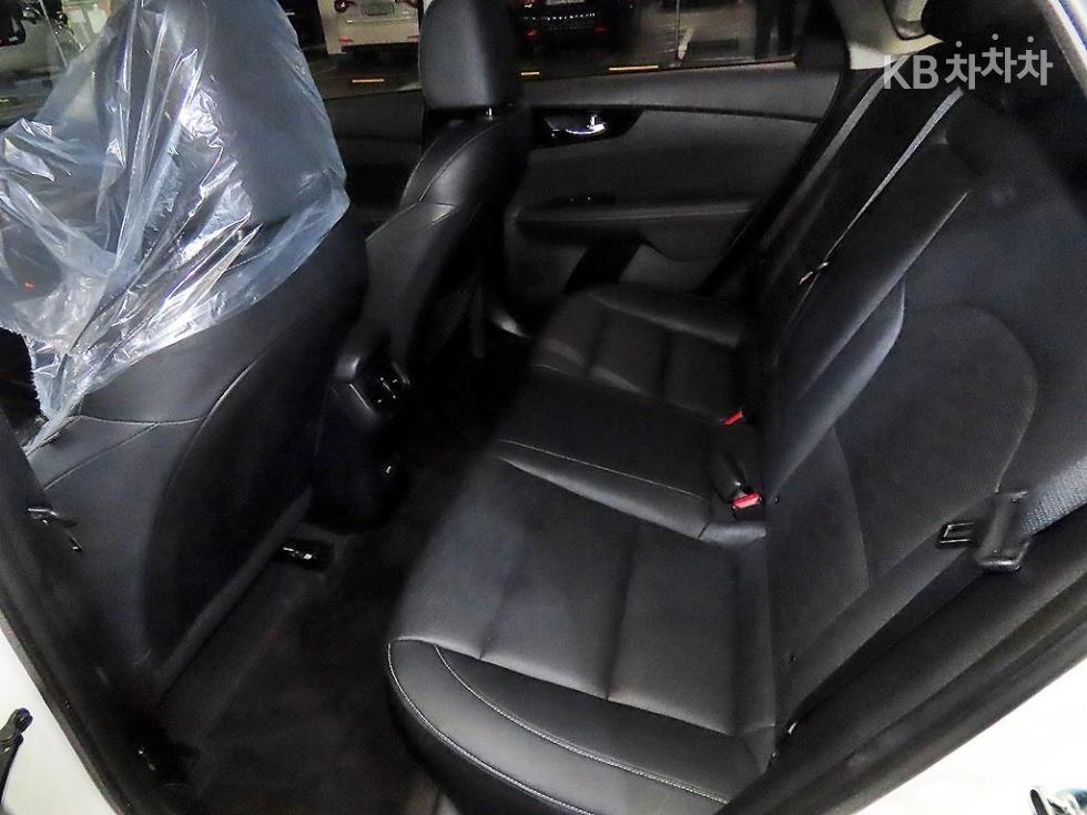 2022 - kia k3