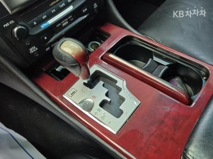 Lexus GS 350 STD S190 2005-2012 9