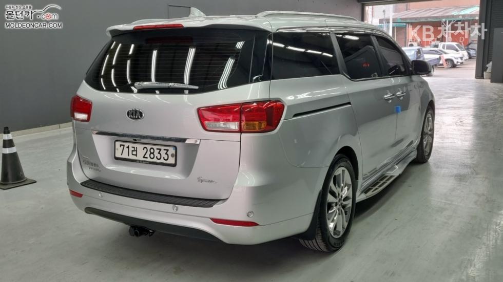 2016 - kia carnival