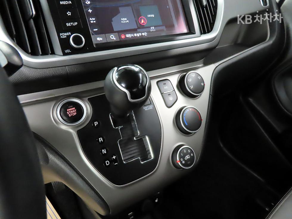 2022 - kia ray