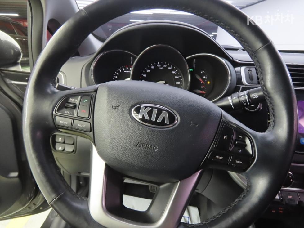 2015 - kia pride