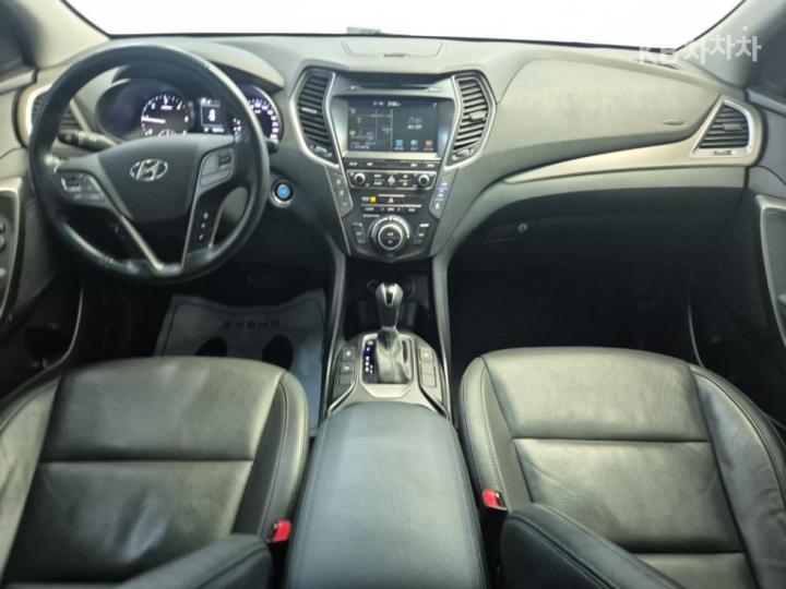 Hyundai Maxcruz Diesel e-VGT R2.2 2WD Exclusive 8