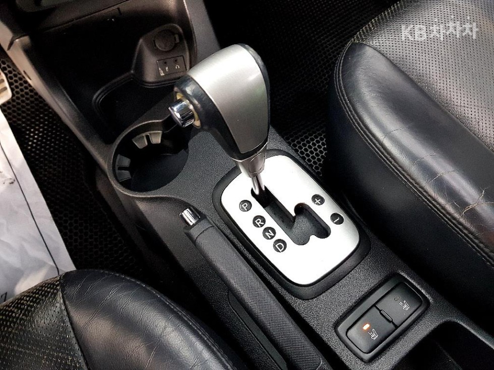 2006 - kia sportage