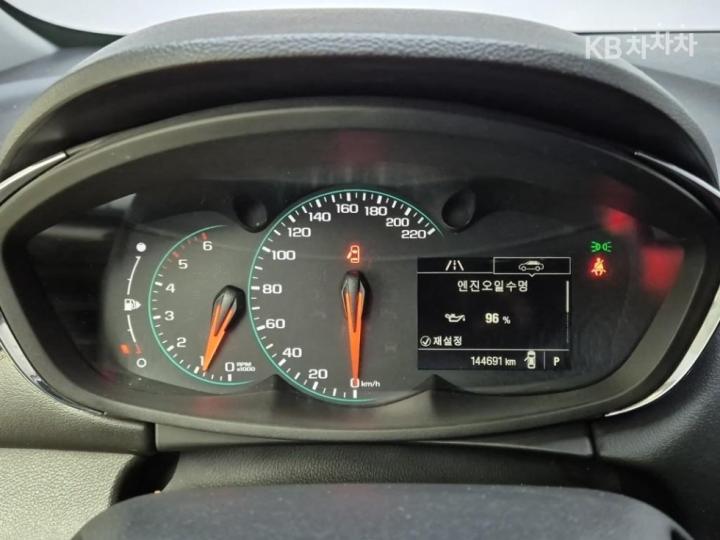 Chevrolet Trax 1.6 Diesel LT Deluxe 6