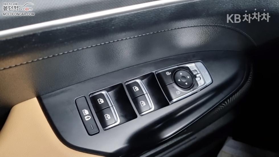 2022 - kia k5