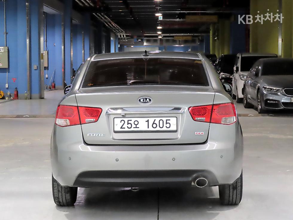 2012 - kia forte