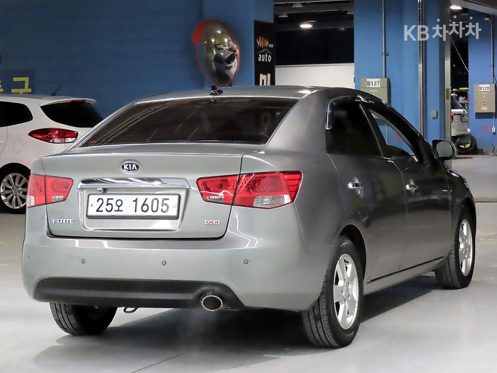 2012 - kia forte