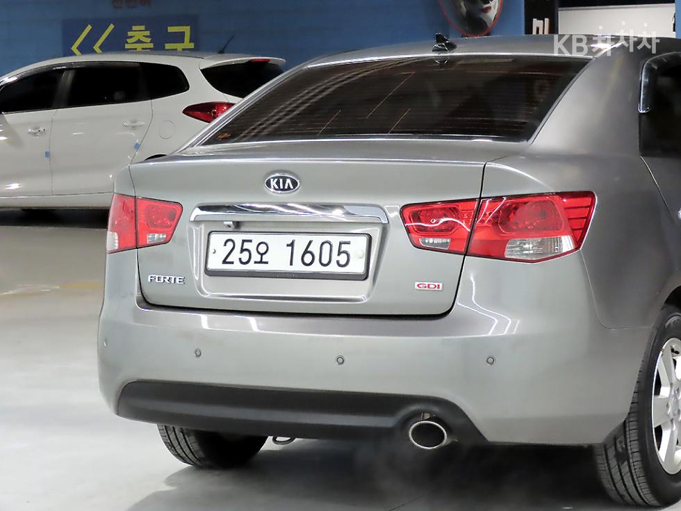 2012 - kia forte