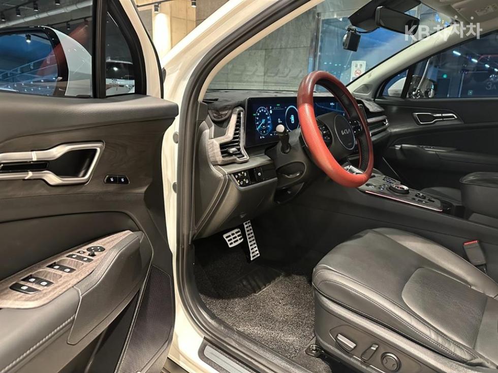 2024 - kia sportage
