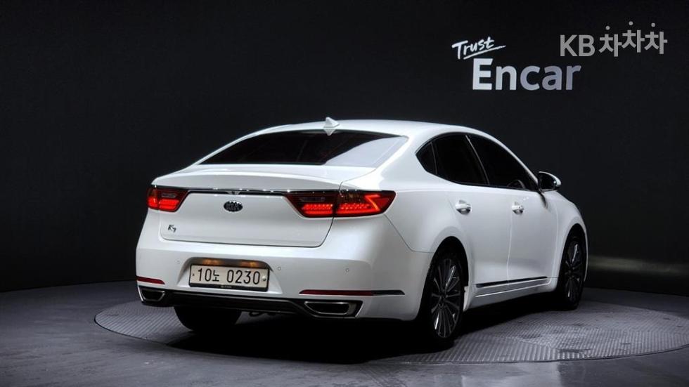2016 - kia k7