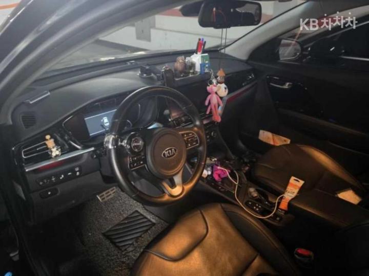 Kia Niro 1.6 HEV Noblesse Special 7