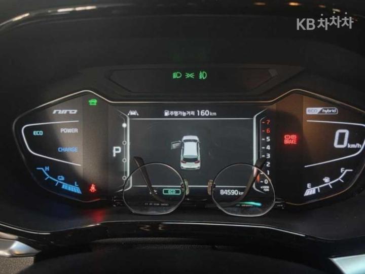 Kia Niro 1.6 HEV Noblesse Special 9