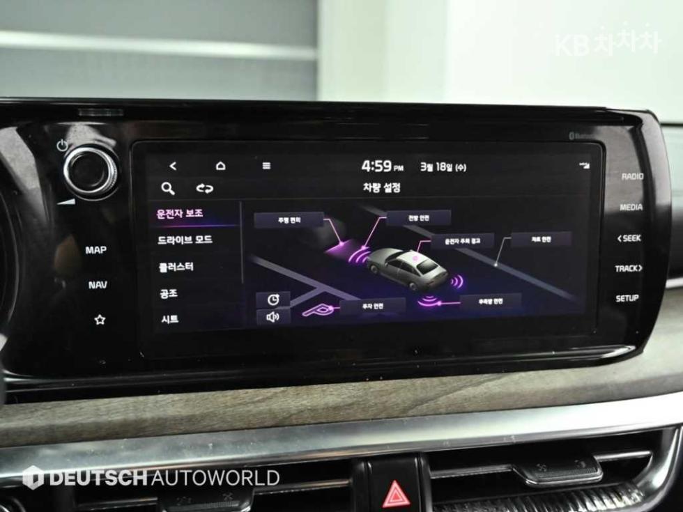 2022 - kia k5