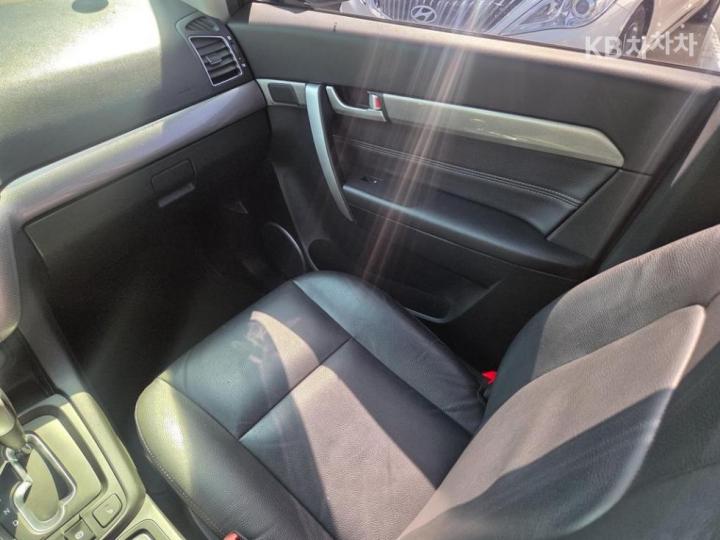 Chevrolet Captiva New 2.0 LTZ 10