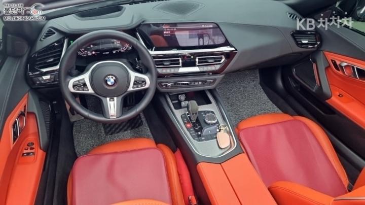 BMW Z4 sDrive 20i M Sport Line 8