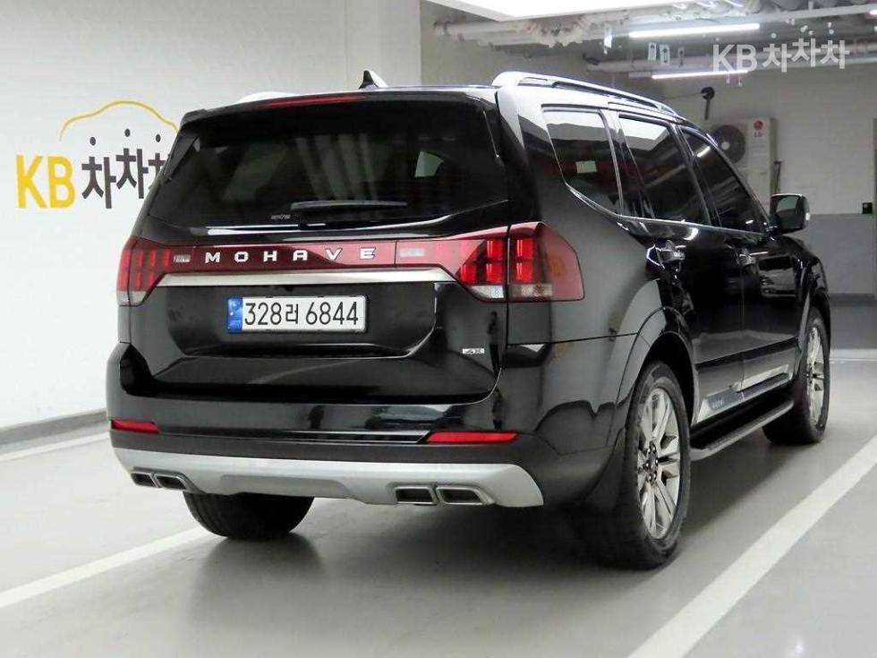 2022 - kia mohave