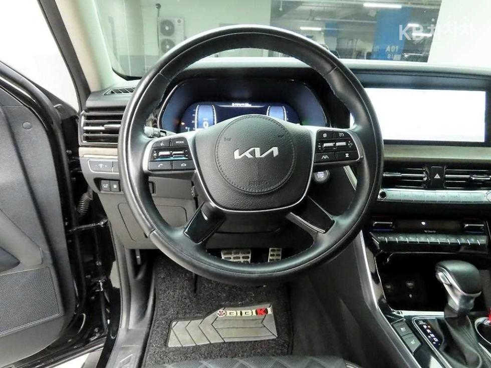 2022 - kia mohave
