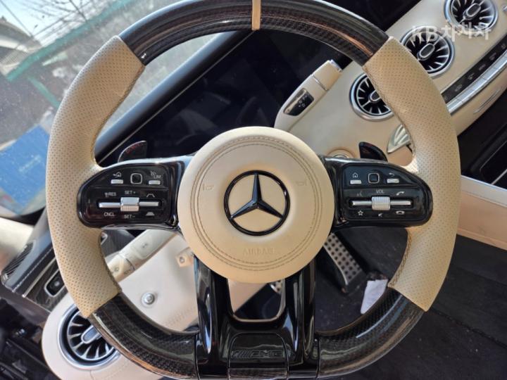 Mercedes-Benz S-Class New S63 AMG 4MATIC+ Coupe 10