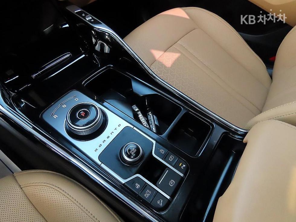 2023 - kia sorento