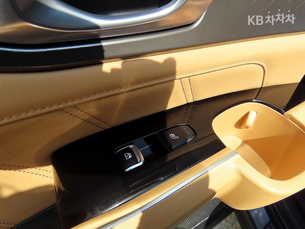 2023 - kia sorento