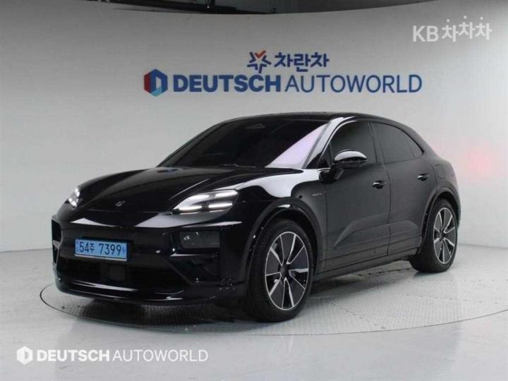 Porsche Macan Turbo — foto 1