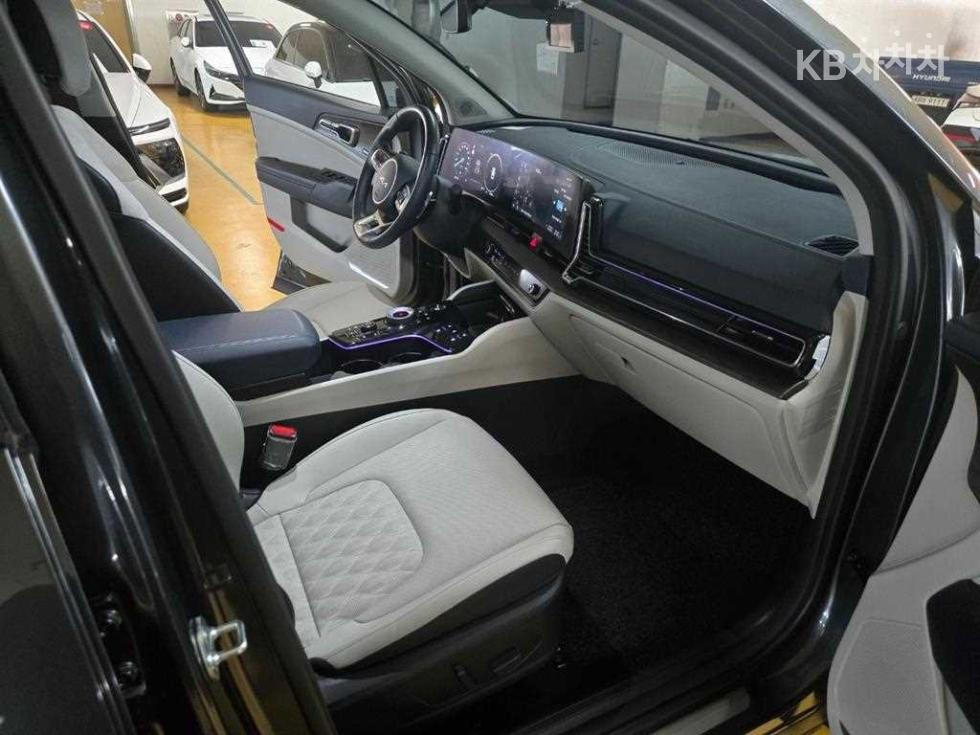 2024 - kia sportage