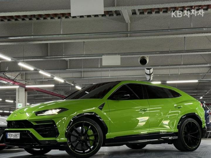 Lamborghini Urus 4.0 V8 — foto 1