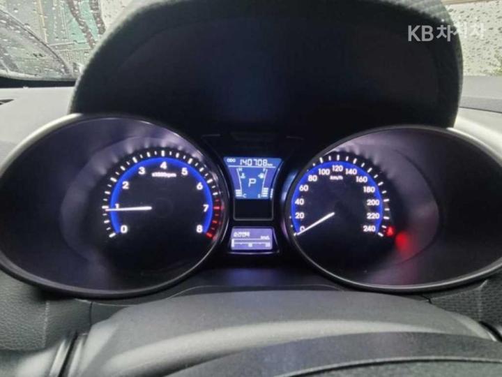 Hyundai Veloster PYL Base Type 7