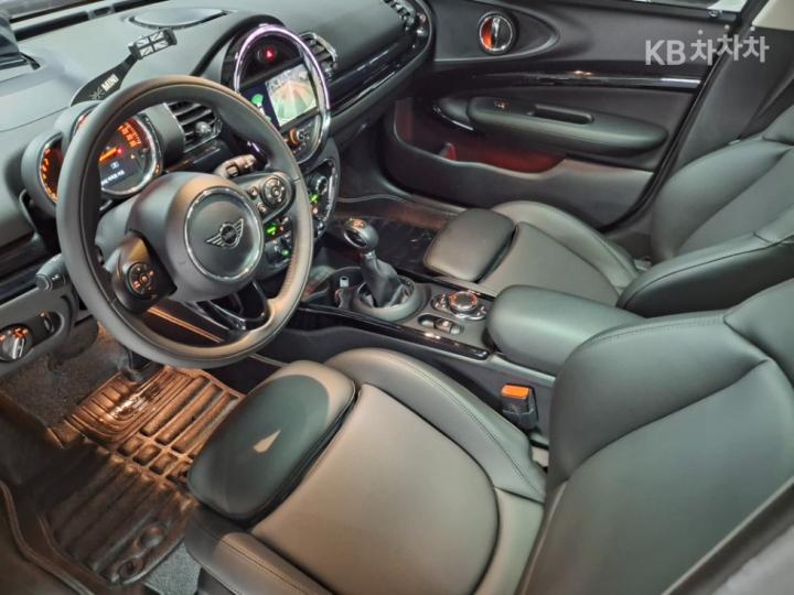 Mini Clubman 1.6 Regular 9