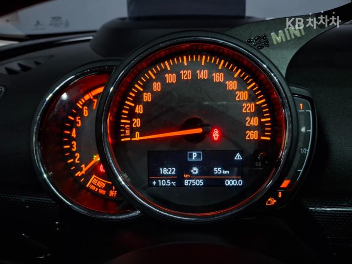 Mini Clubman 1.6 Regular 6