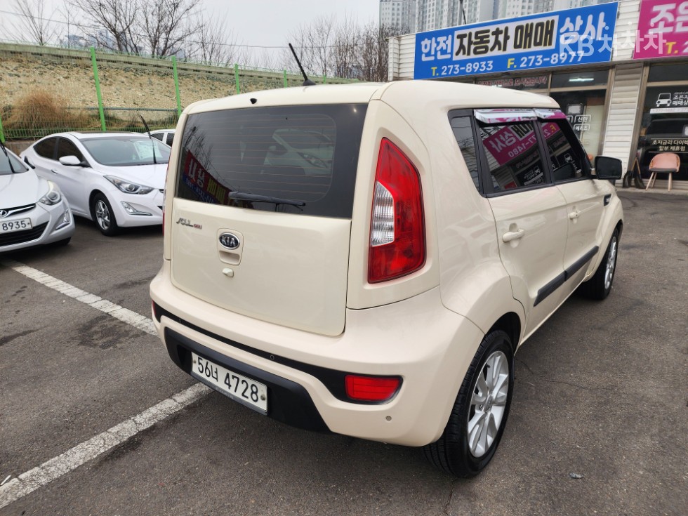 2012 - kia soul